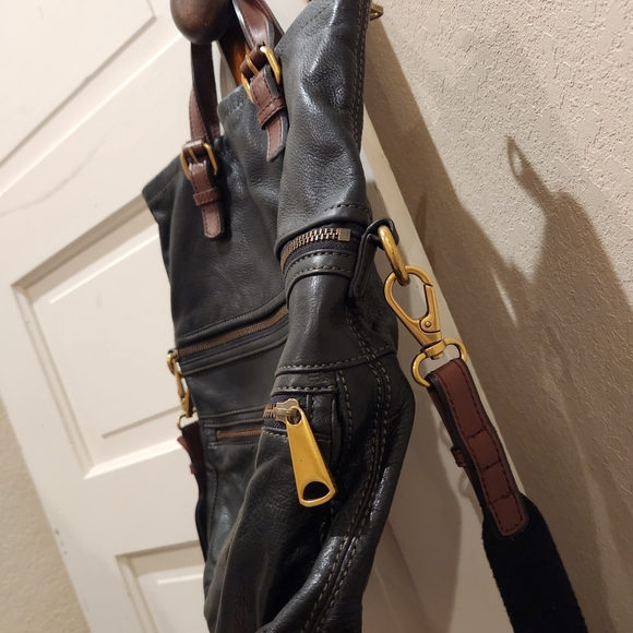 Fossil Explorer Black Leather Purse - Picture 7 of 10